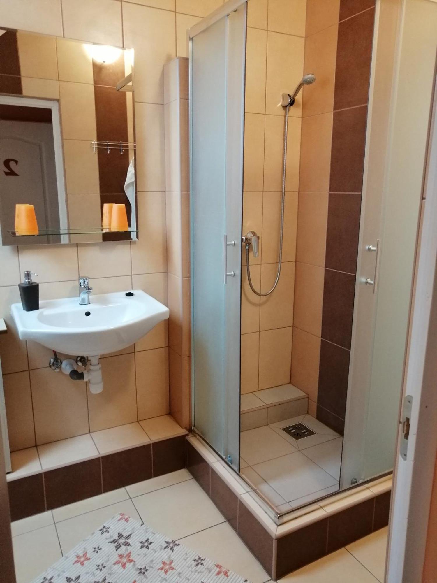 Apollo Vendeghaz Apartment Edeleny Ngoại thất bức ảnh